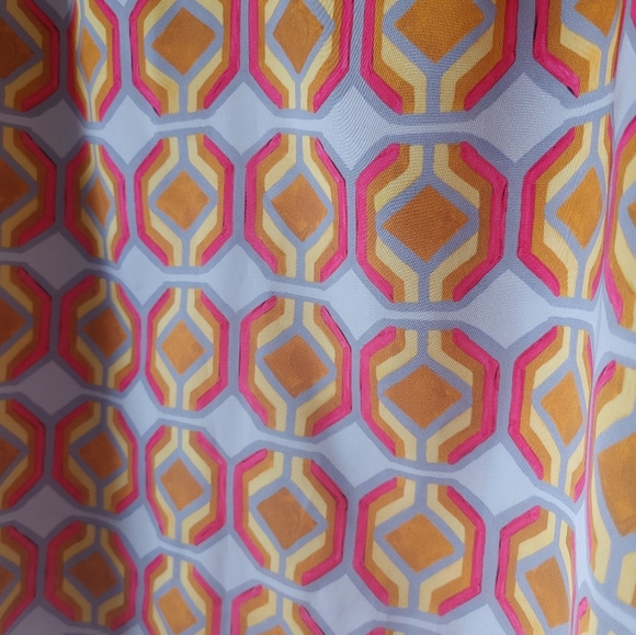 Babaton Everly Camisole Size Large - Picture 4 of 9